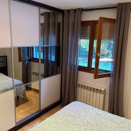 Esquinazau Apartment *